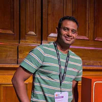 Hey, I am Dishit Devasia, your friendly developer!